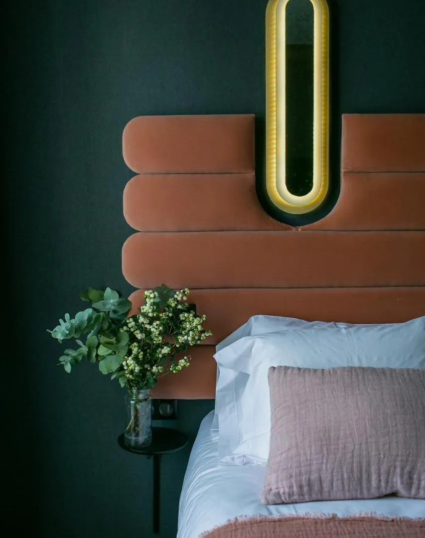 La Planque Hotel Paris
